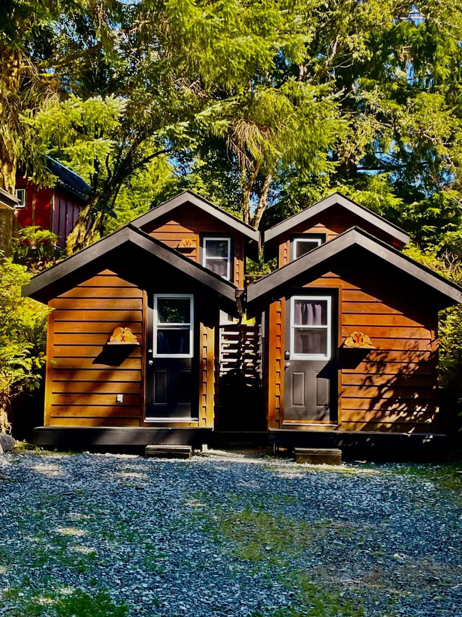 The Hiker Huts Hotel Port Renfrew Exterior foto